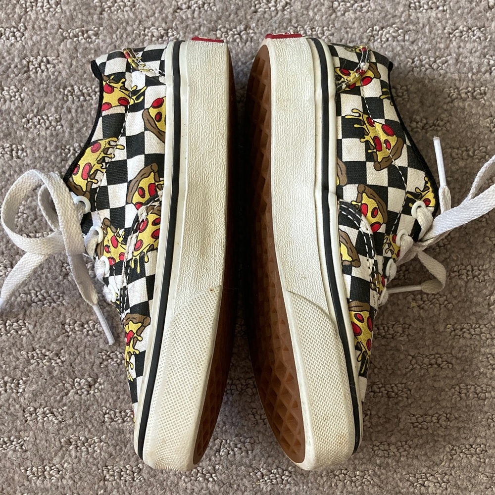 VANS Pizza Party checkerboard lace-up sneakers, Sz 11. - Picture 2 of 8